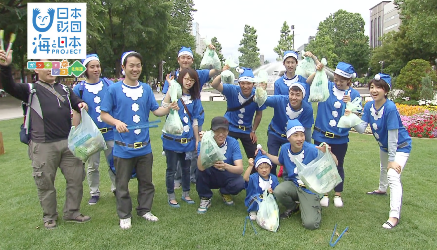 ブルーサンタ札幌大通公園に現る。