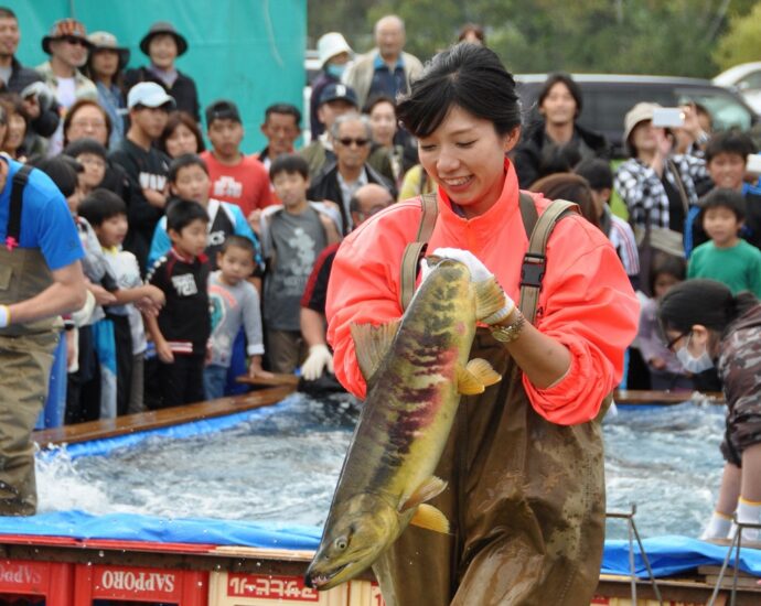 イクラ丼が無料！？ 9/30【標津町・第54回しべつあきあじまつり】