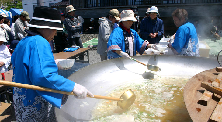 ニシンで栄えた時代を後世へ伝えるお祭り【小平町 / 鰊番屋まつり】5/18