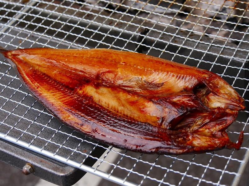 今が旬のウニむき体験が無料！？島の美味しい物が大集合！【礼文島 / 第24回水産まつり】7/19