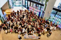 札幌の歓楽街・すすきのでごみ拾い。酒場詩人吉田類さんとごみ拾い！
