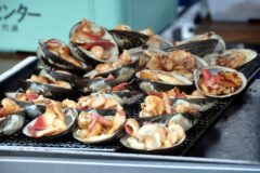 漁獲量日本一の町で味わう、ぷりっぷりのホッキ祭り！【苫小牧市 / 第12回苫小牧漁港ホッキまつり】10/19
